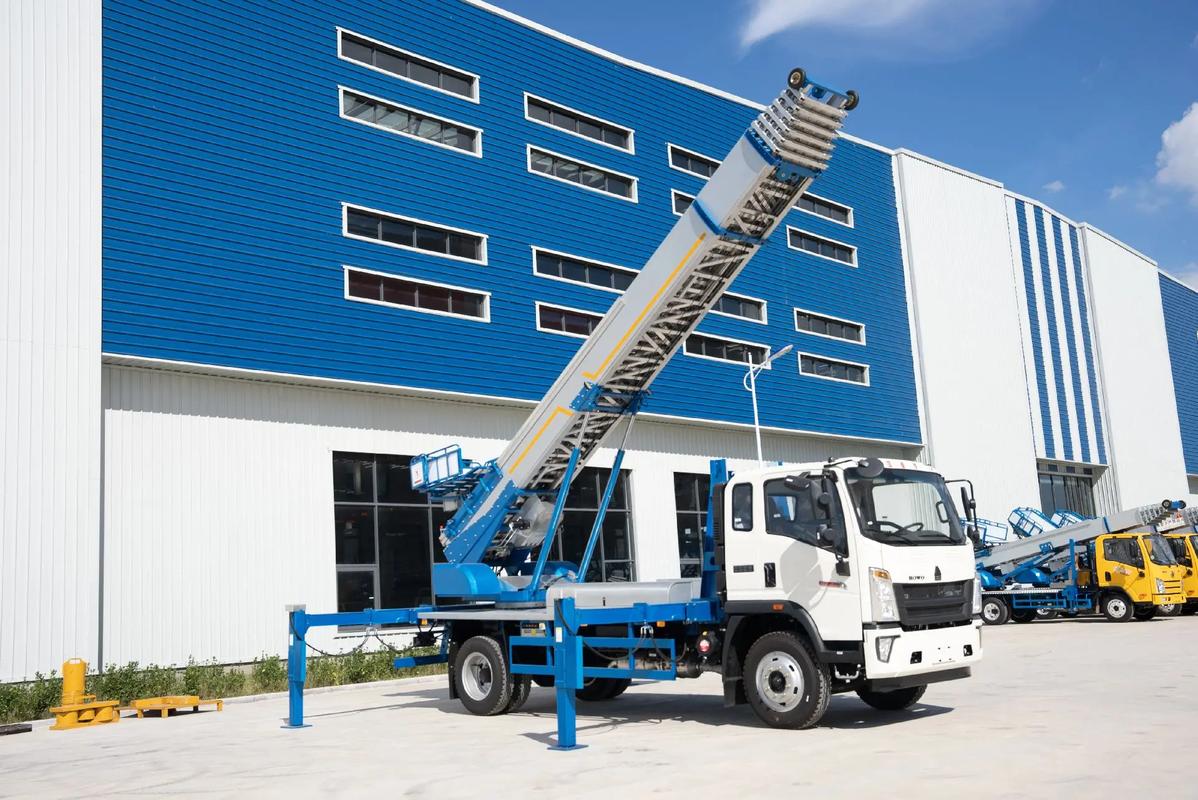 胶州小型云梯车上料车租赁多少钱